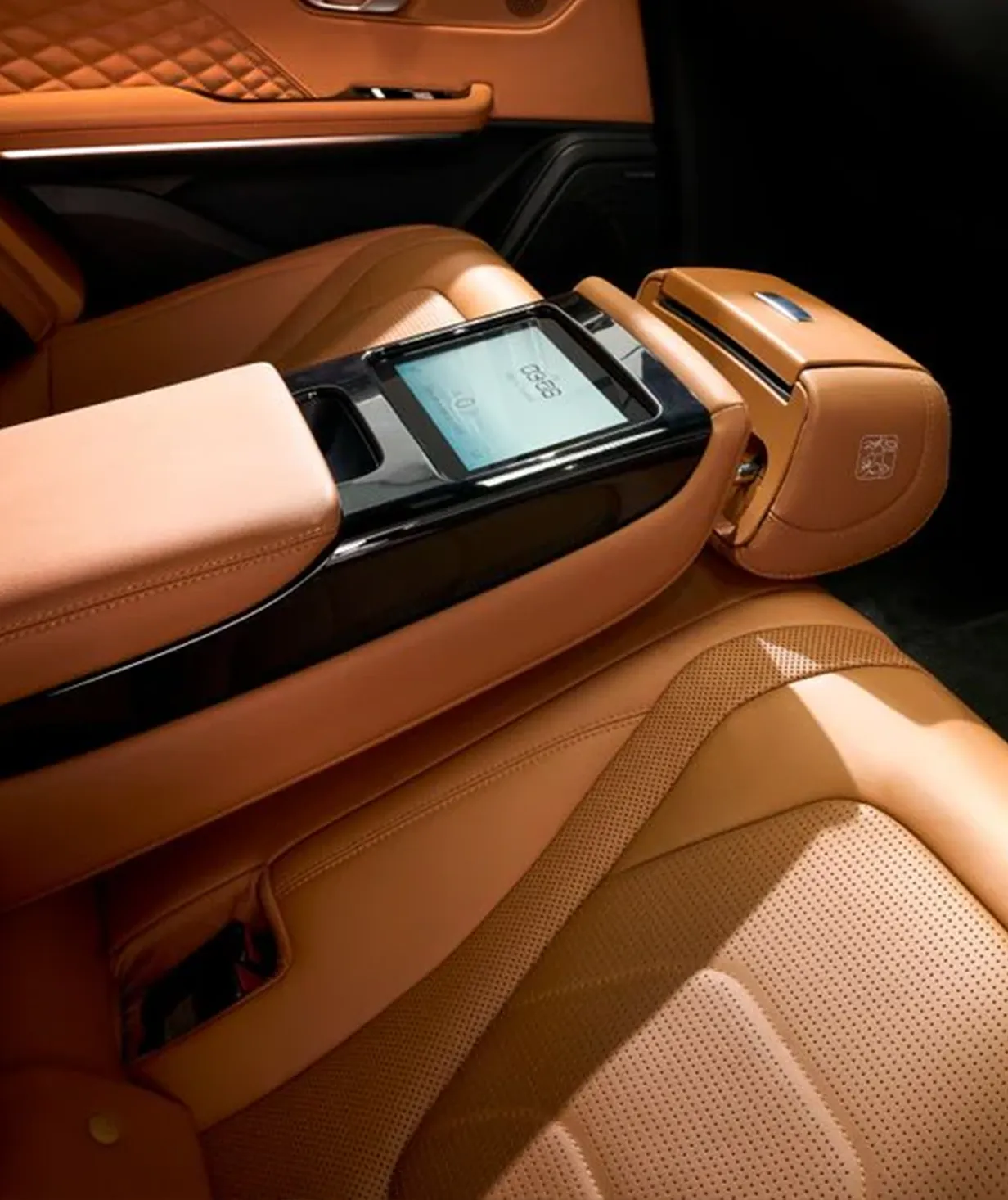 han_feature_1_6ede24e66f